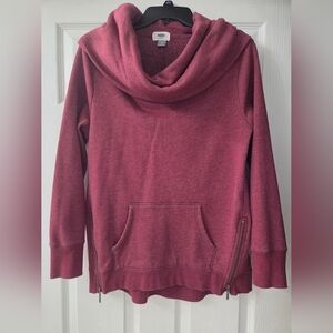 Old Navy Women's Sweater in Berry Red